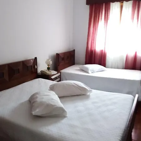 Pensao Sao Jorge Vendégház Caldas de São Jorge